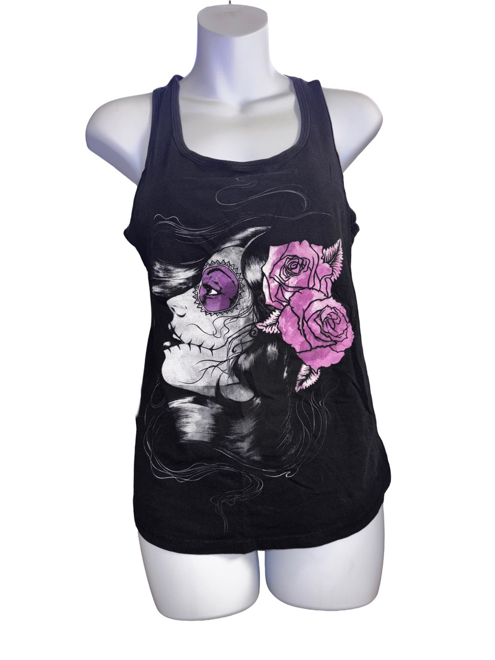 Women’s Black Grunge Skull Graphic Tank Top with Pink Rose Accent